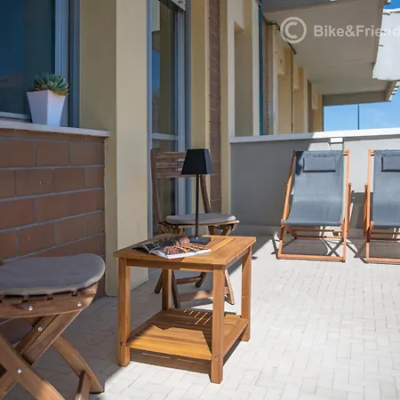 Living Dante 41 Апартаменты *