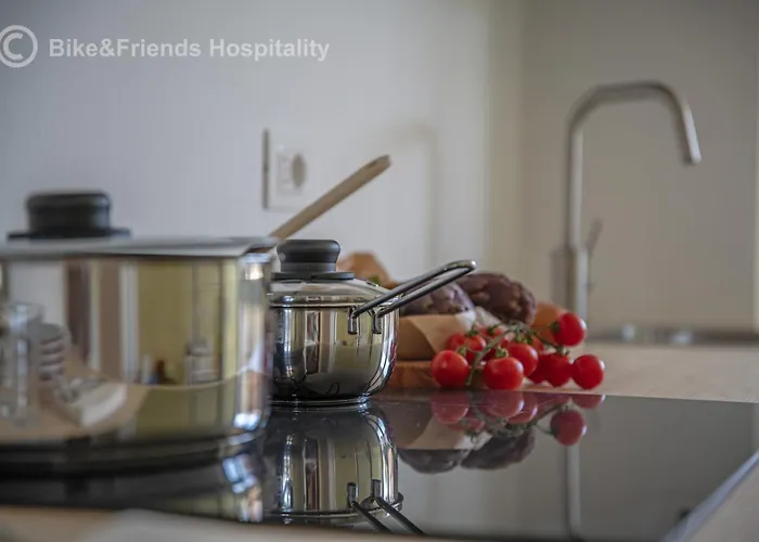 Apartment Living Dante 41 *